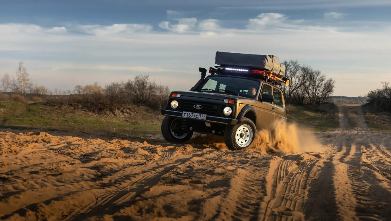Автомобиль для дачи и бездорожья: Niva Legend, Niva Travel или XCITE